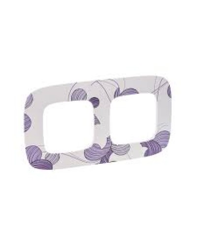 Рамка Legrand 754362 в Серпухове Крепежные изделия Pintop.ru